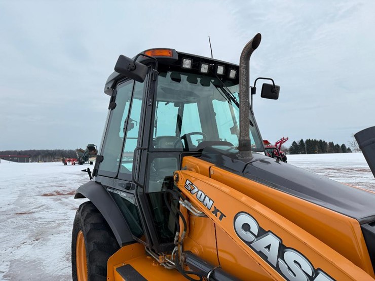 case-570n-xt-image-14