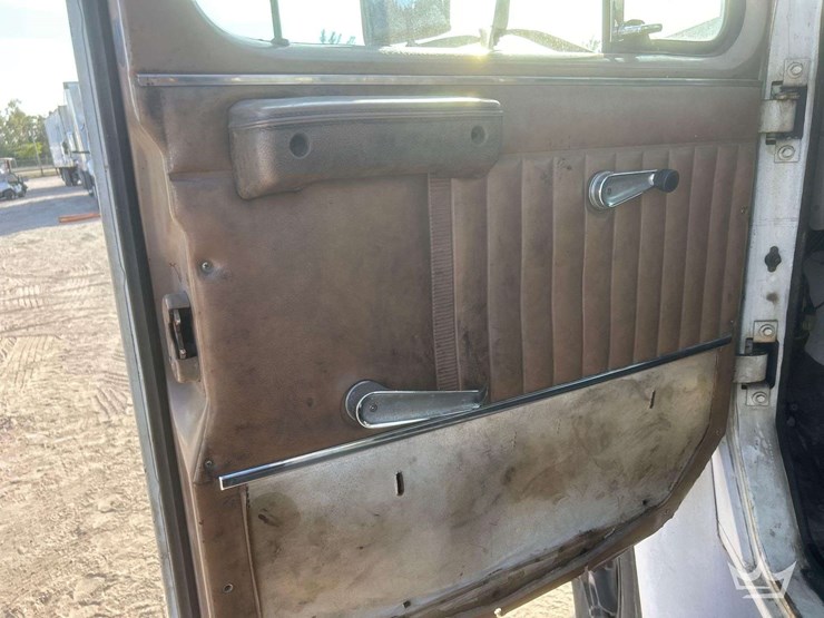 1987-international-3-image-9