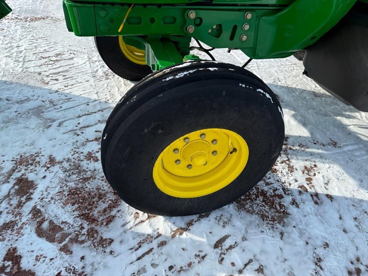 john-deere-6415-image-12