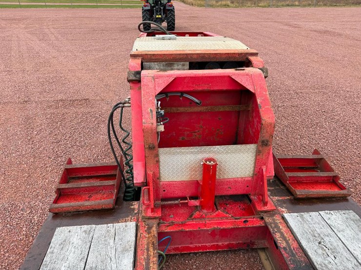 #8-•-lot-8-image-23