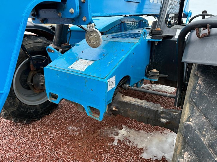 2016-genie-gth844-image-29