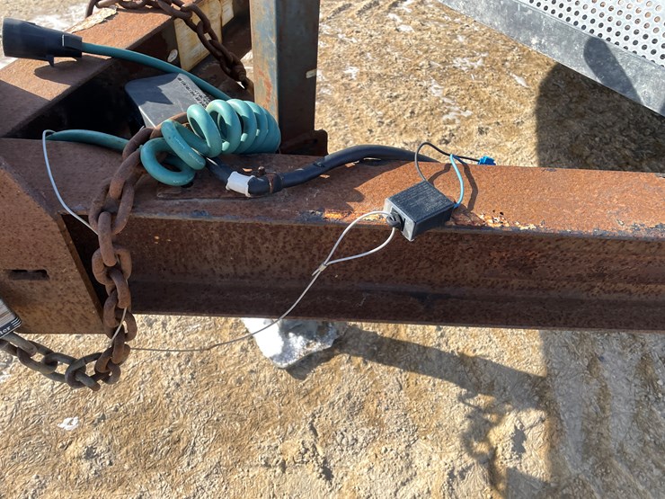 #300-•-2005-towmaster-dual-axle-trailer-(sells-with-no-title)-image-11