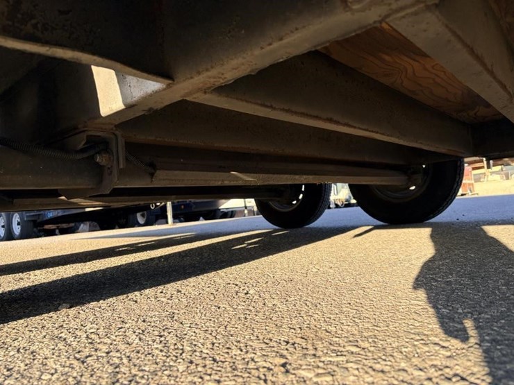 2005-cargo-wells-image-11