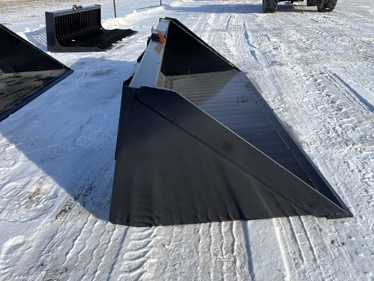 #2501-•-new-kc-78"-skid-steer-bucket-image-4