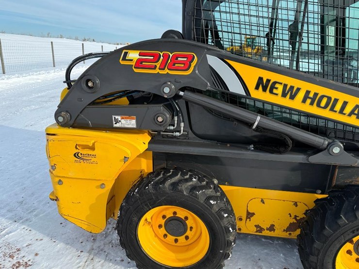 new-holland-l218-image-18