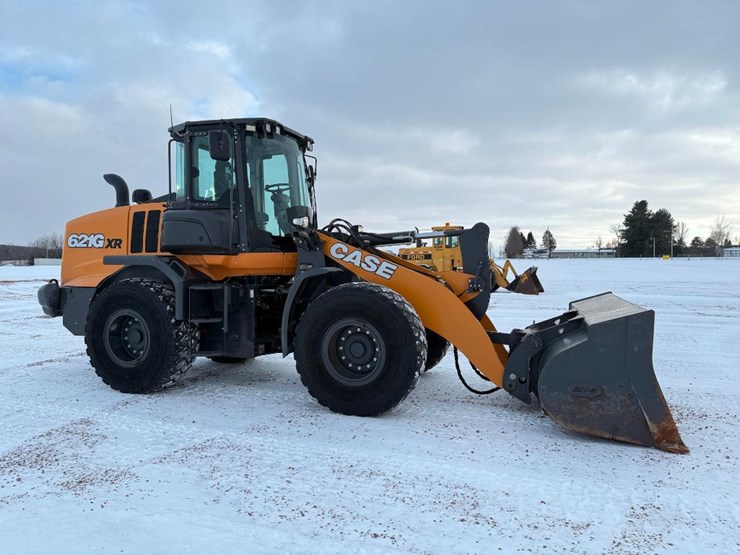 2023-case-621g-xr-image-3