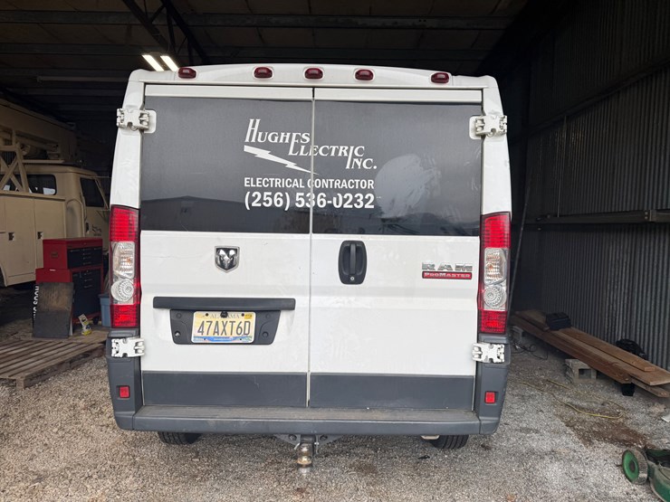 2017-ram-promaster-1500-image-3