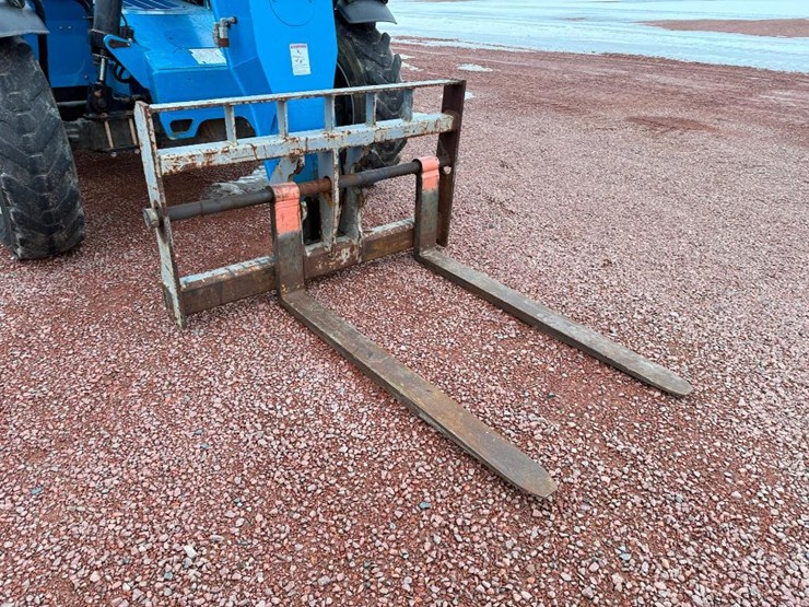 2016-genie-gth844-image-24