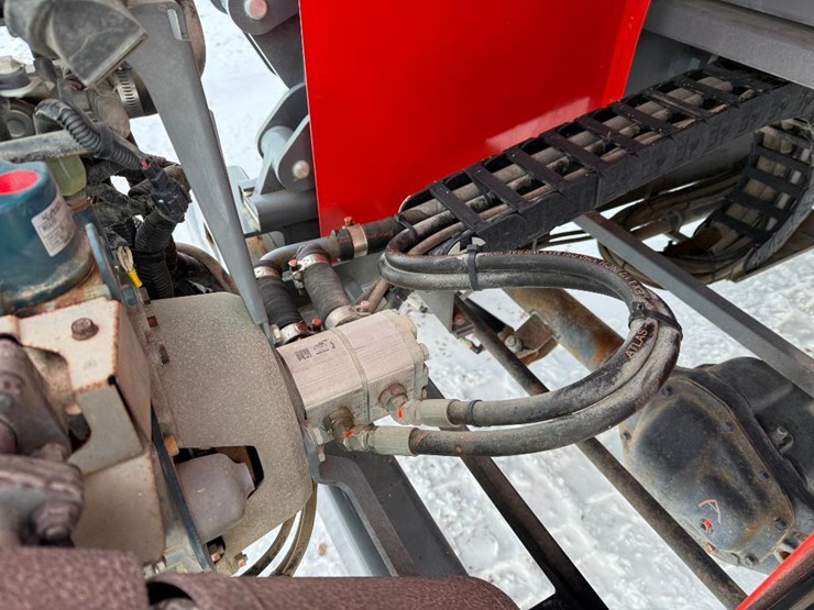 2017-skyjack-sj8841rt-image-28