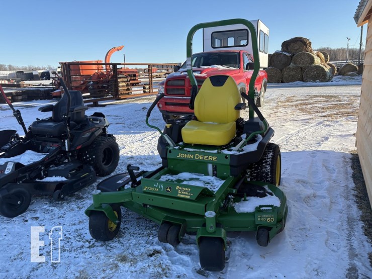2019-john-deere-z730m-image-2