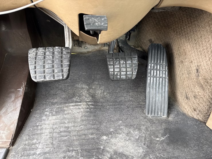 #30930-•-2012-freightliner-coronado-tandem-axle-truck-tract-image-27