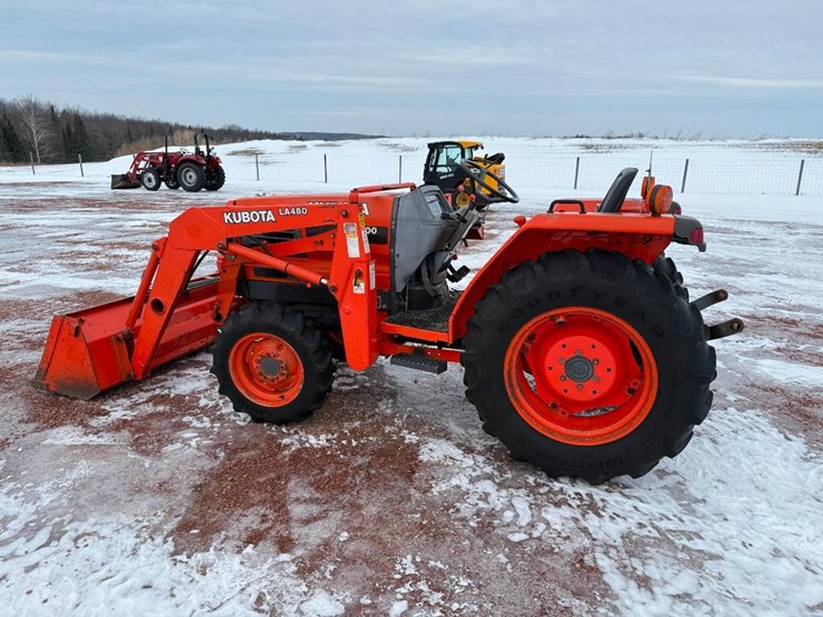 kubota-la480-image-6