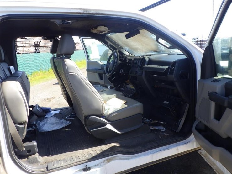 2017-ford-f350-image-6