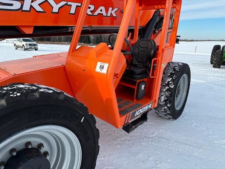 2018-sky-trak-10054-image-36