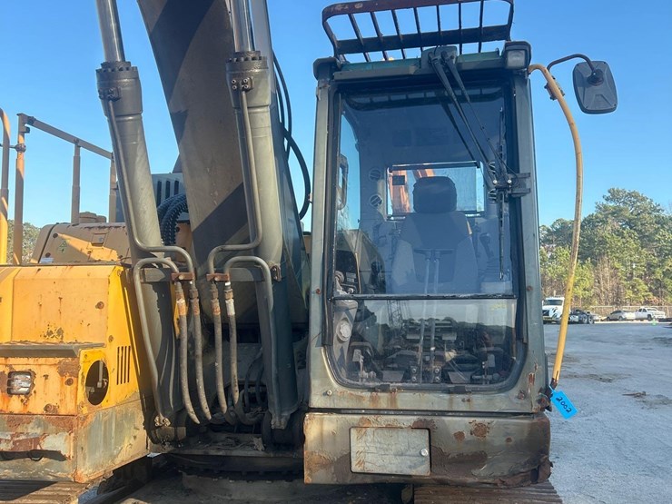 2016-volvo-ecr235el-image-11