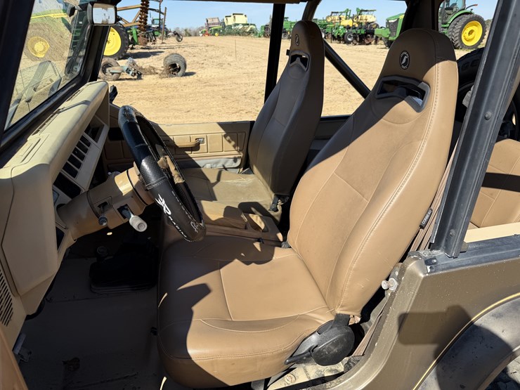 1988-jeep-wrangler-image-10