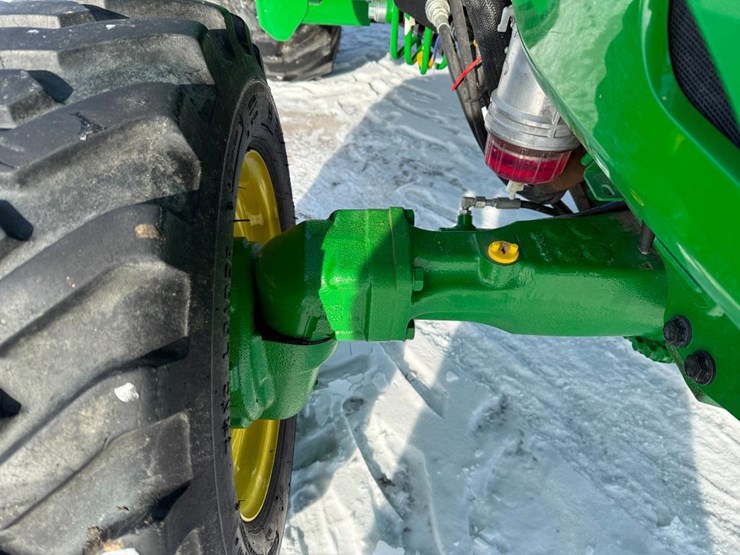 john-deere-4052r-image-38