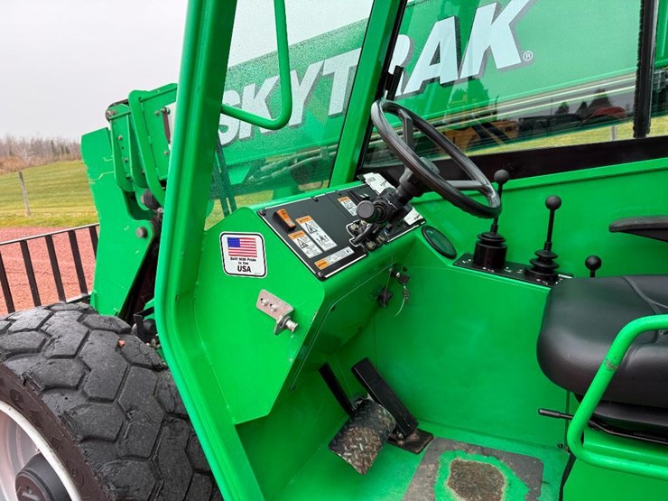 2015-sky-trak-6036-image-39