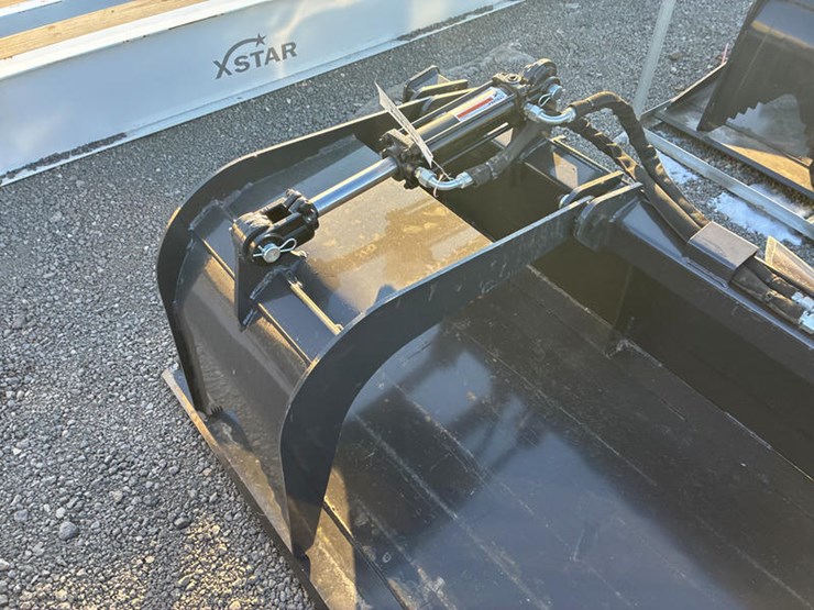 #115416-•-72"-grapple-image-3