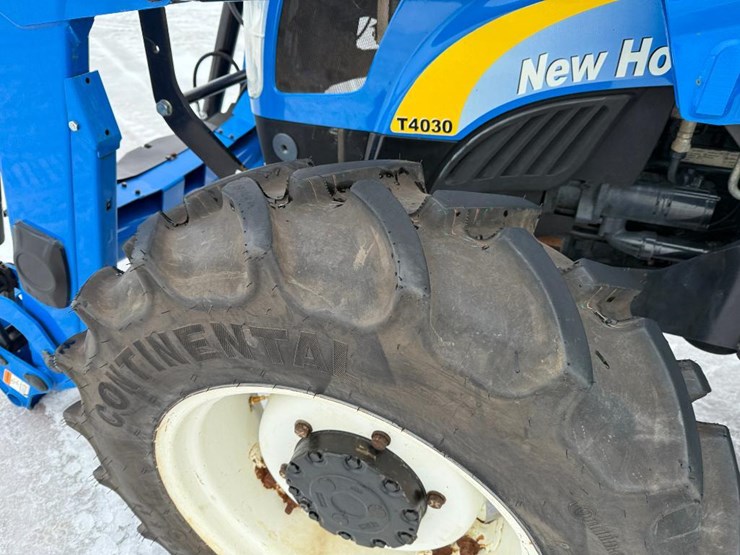 new-holland-t4030-image-14