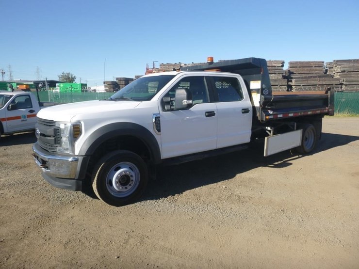 2018-ford-f550-image-1