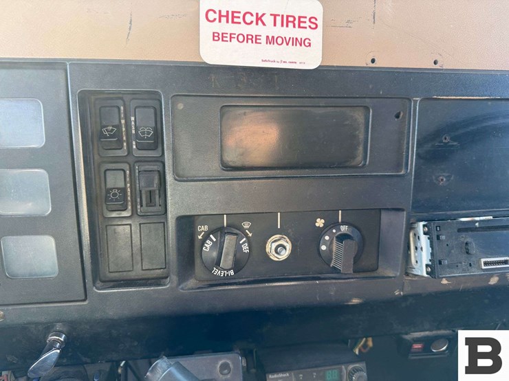 1991-international-4600-image-49