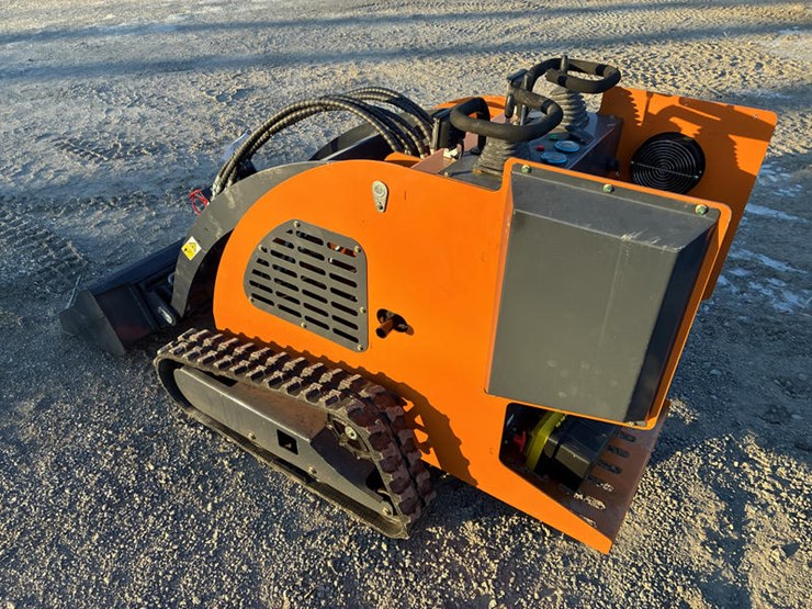#115380-•-mini-skidsteer-ldr-image-13