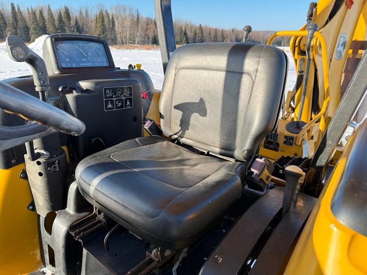 john-deere-110-image-46