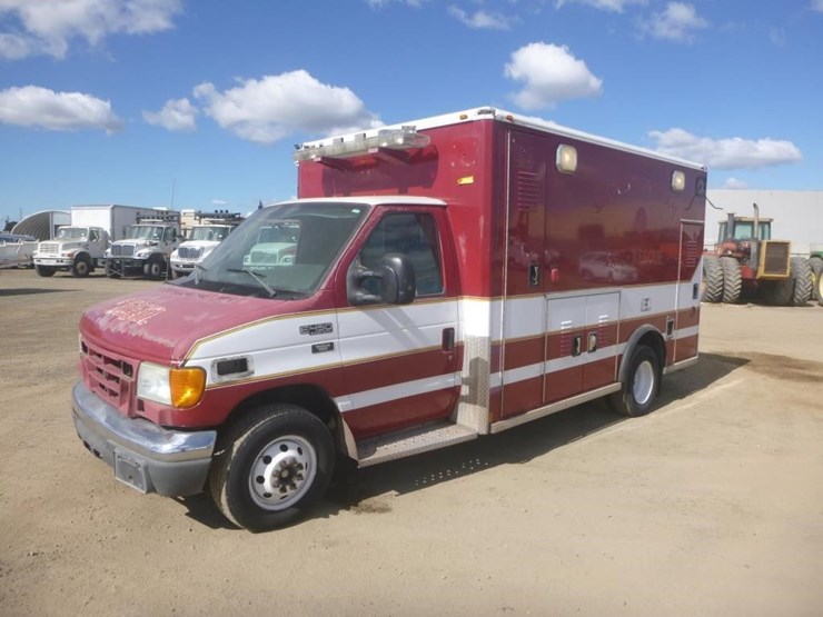 2005-ford-e450-image-1