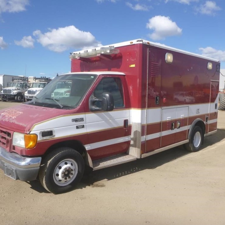 2005 FORD E450