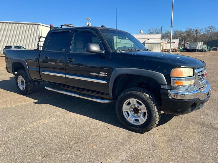 2004-gmc-2500-image-4