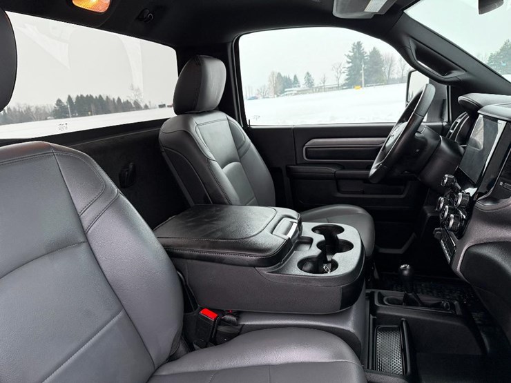 ram-2500-hd-image-35