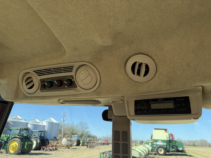 2020-john-deere-5090e-image-15