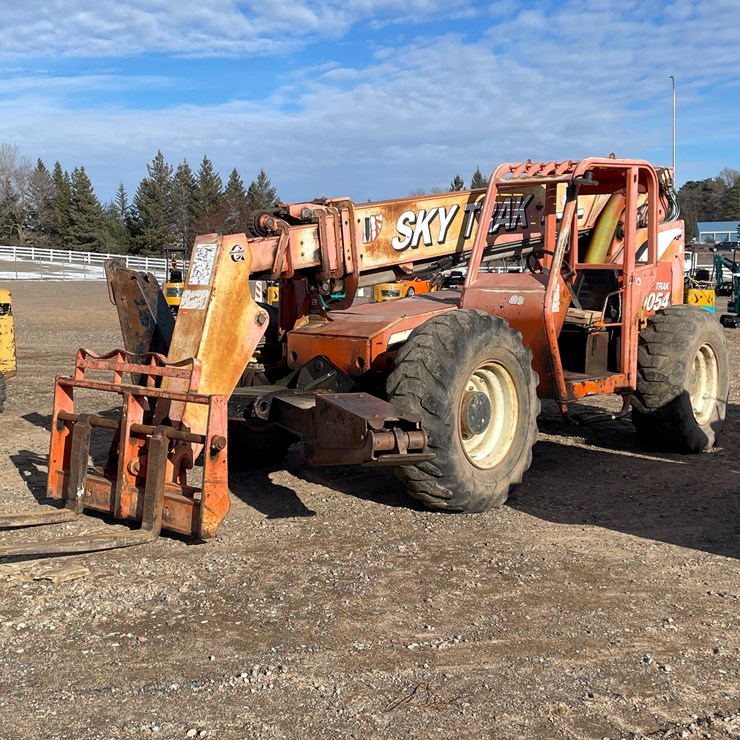 2017 SKY TRAK 10054