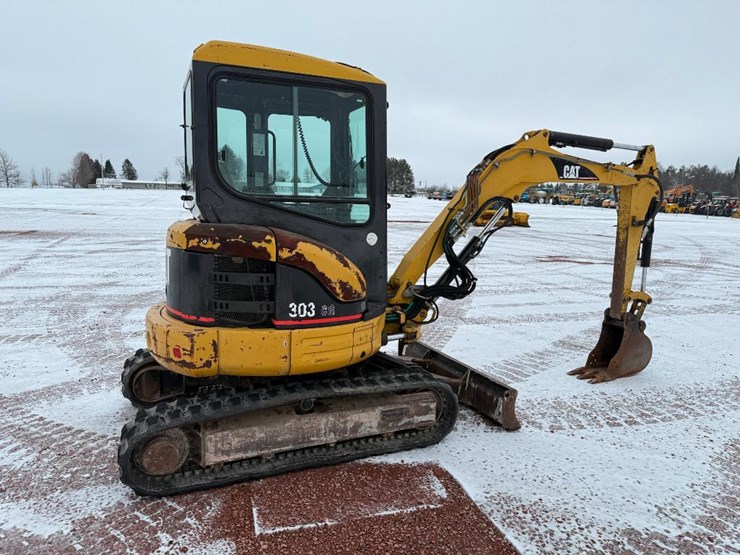 caterpillar-303cr-image-3