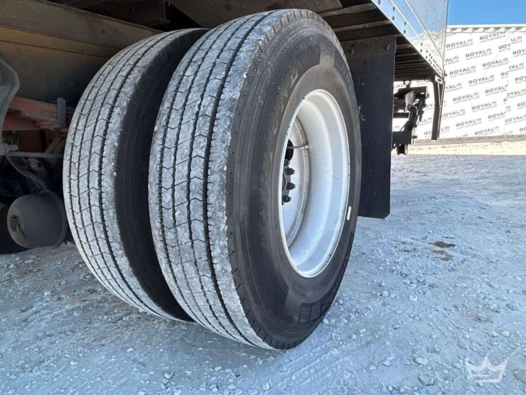 2018-international-durastar-4300-image-34