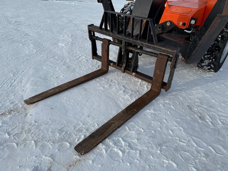 2018-sky-trak-10054-image-26