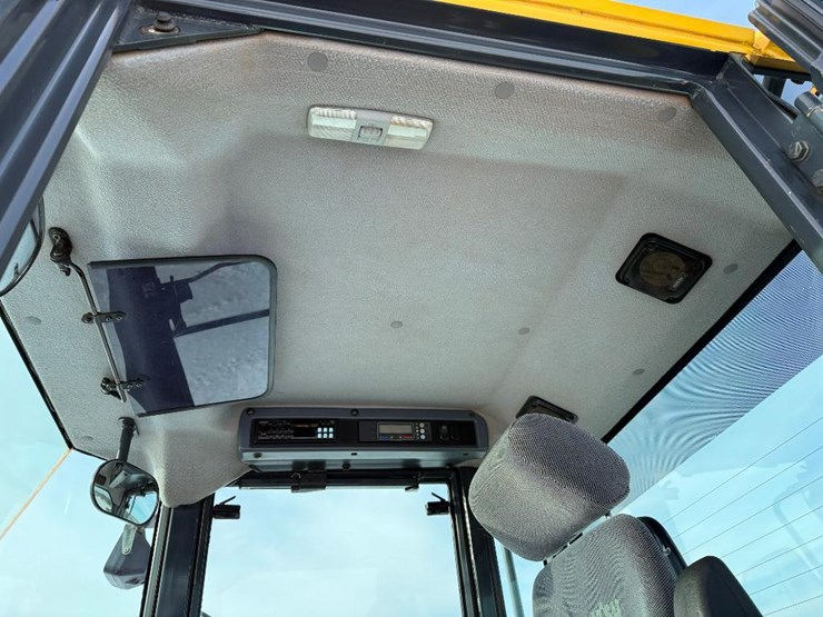 2011-komatsu-wa250pz-6-image-51