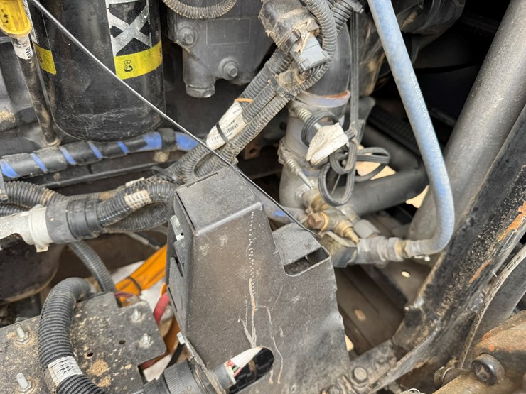 2024-caterpillar-307c-image-35