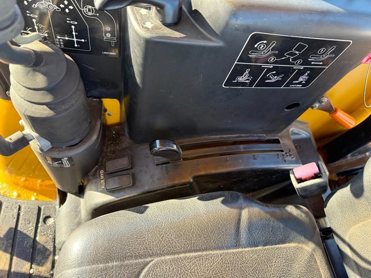 john-deere-110-image-49