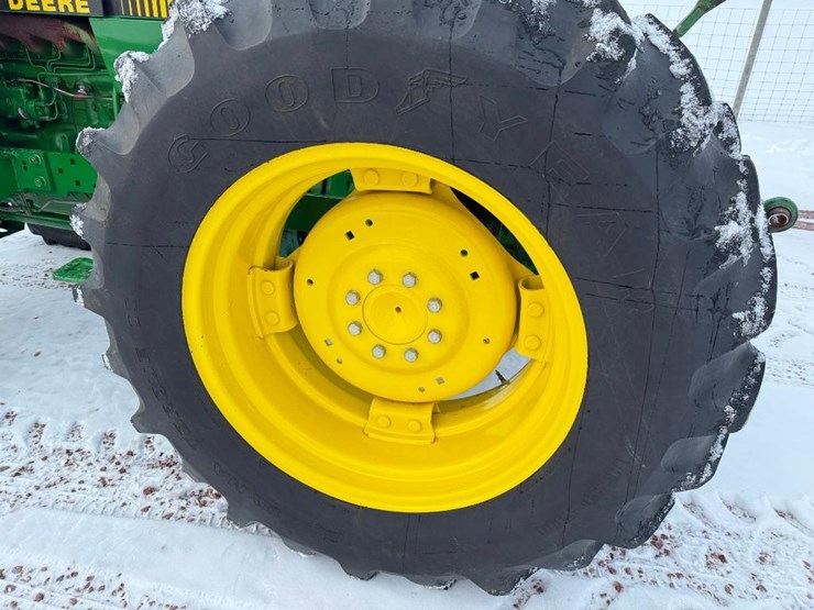 john-deere-2355-image-7