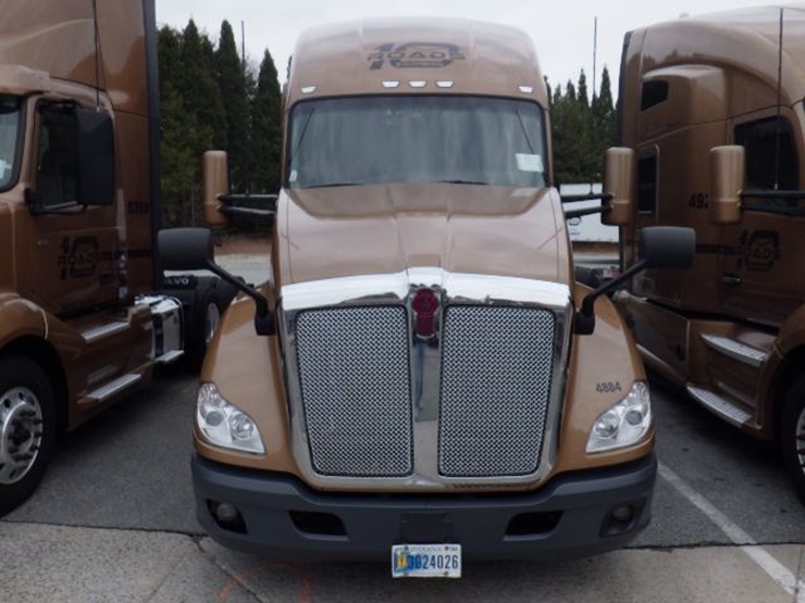 2022-kenworth-t680-image-2