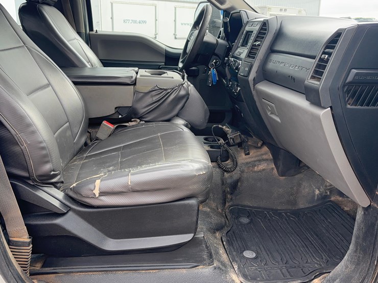 2019-ford-f550-image-12