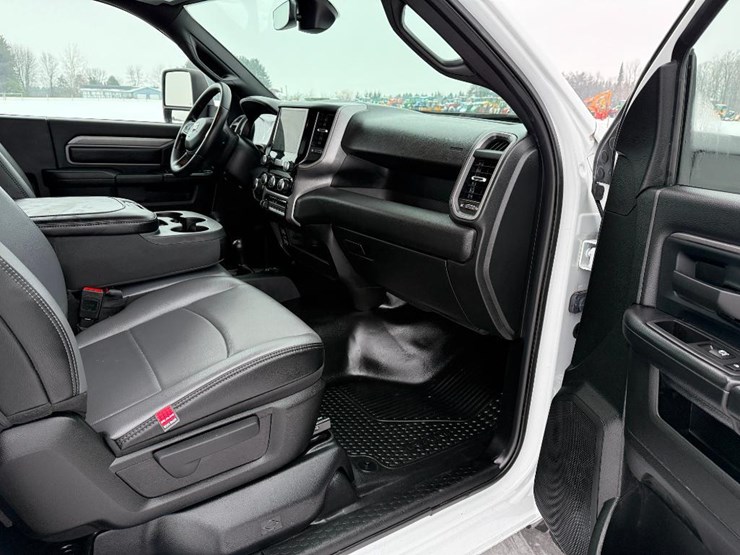 ram-2500-hd-image-29