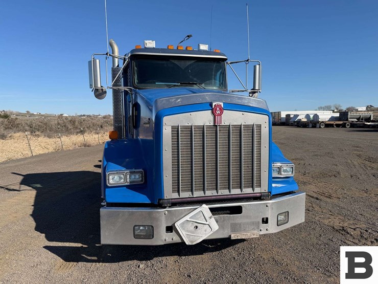 2015-kenworth-t800-image-8