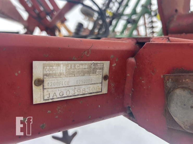 case-ih-4200-image-4