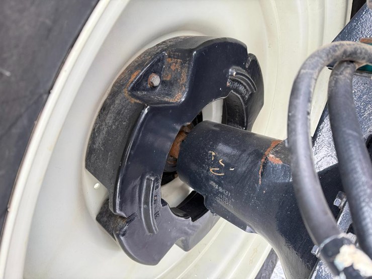 new-holland-t8.320-image-48