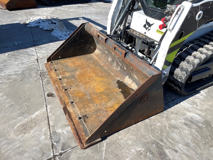 2022-bobcat-t450-image-9