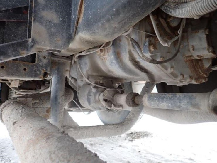 1990-white-gmc-t/a-water-truck-4v2bdbme1ln633643-image-68