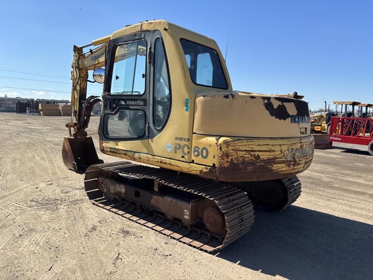 komatsu-pc60-7-image-4